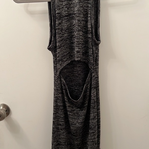 Yasmine Dress Aritiza - Picture 4 of 4